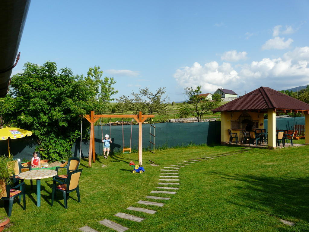 Apartman Elegant Bešeňová Rum bild