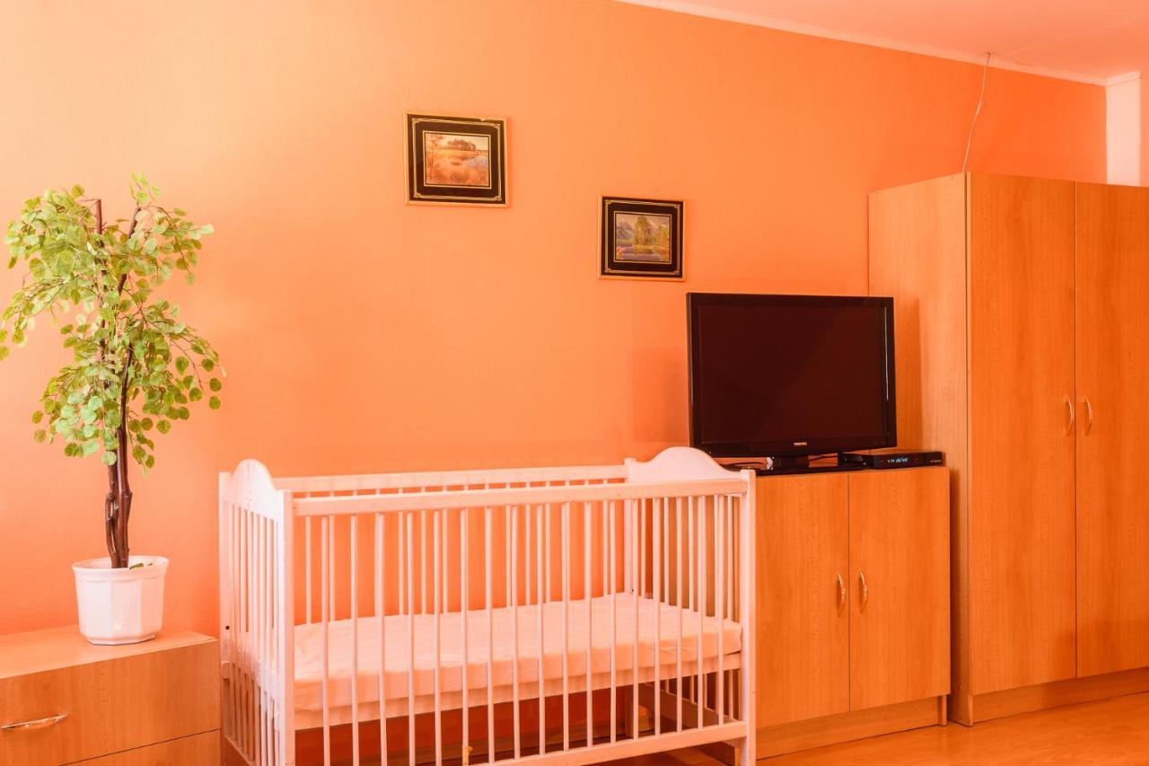 Apartman Elegant Bešeňová Exteriör bild